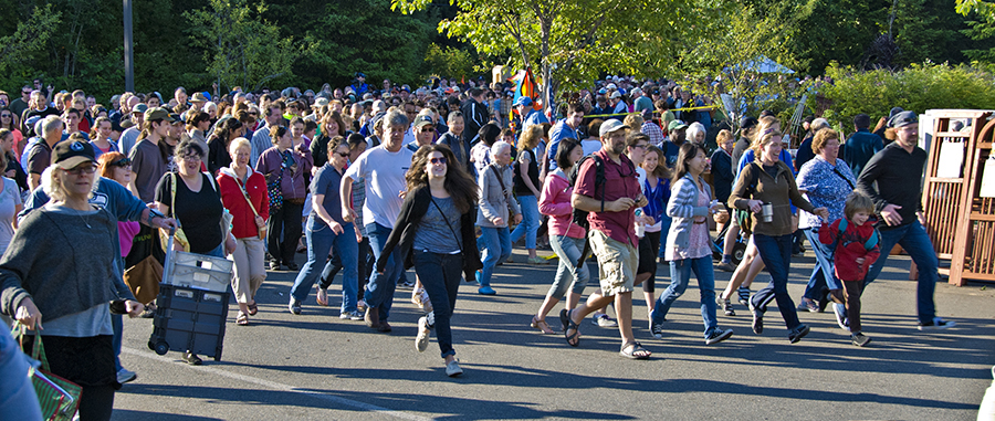 <i>Podcast: What’s Up Bainbridge</i> <br>Remarkable June 28 Rotary Auction Is In Its 54th year