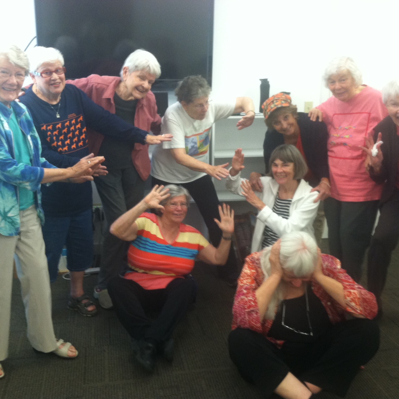 <i>Podcast: What’s Up Bainbridge:</i> <br>Liberation Laughter Class Starts Oct 6th at Senior Center