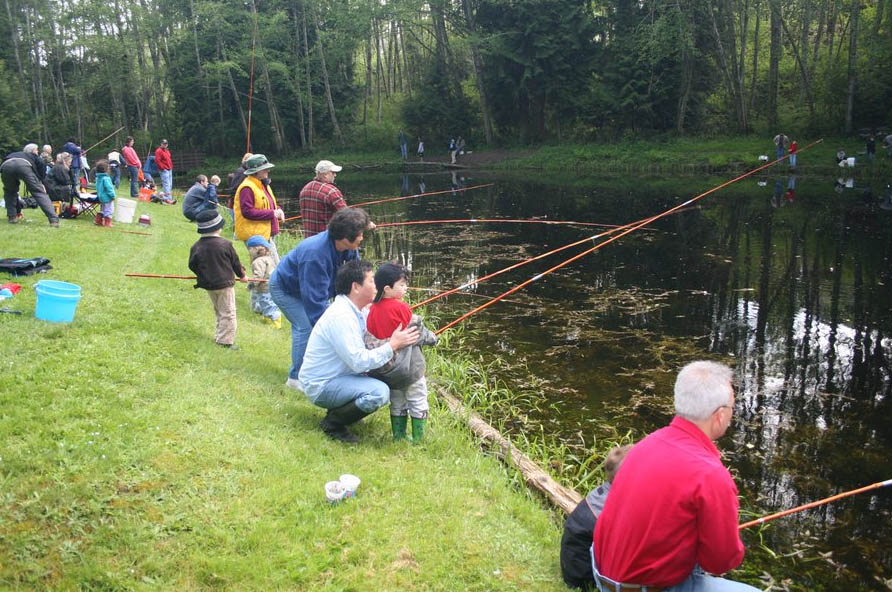 <i>Podcast: What’s Up Bainbridge: </i><br>Family Fun at the Fish Derby April 25 at Sportsmen’s Club Pond