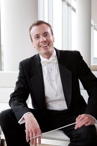 <i>Podcast: What’s Up Bainbridge:</i> <br>Conductor Wes Schulz opens his 5th Bainbridge Symphony season at BPA