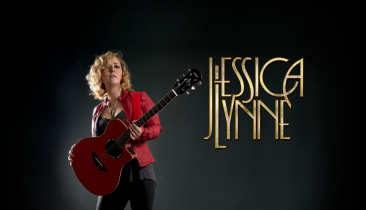 Jessica Lynne sings on Bainbridge Island