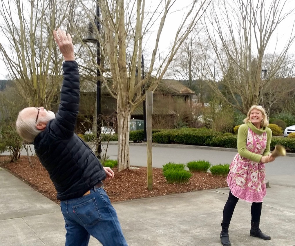 <i>Podcast: Tastes of Bainbridge: </i><br>Opening Day at the Farmers Market finds Tollefson tossing cheese