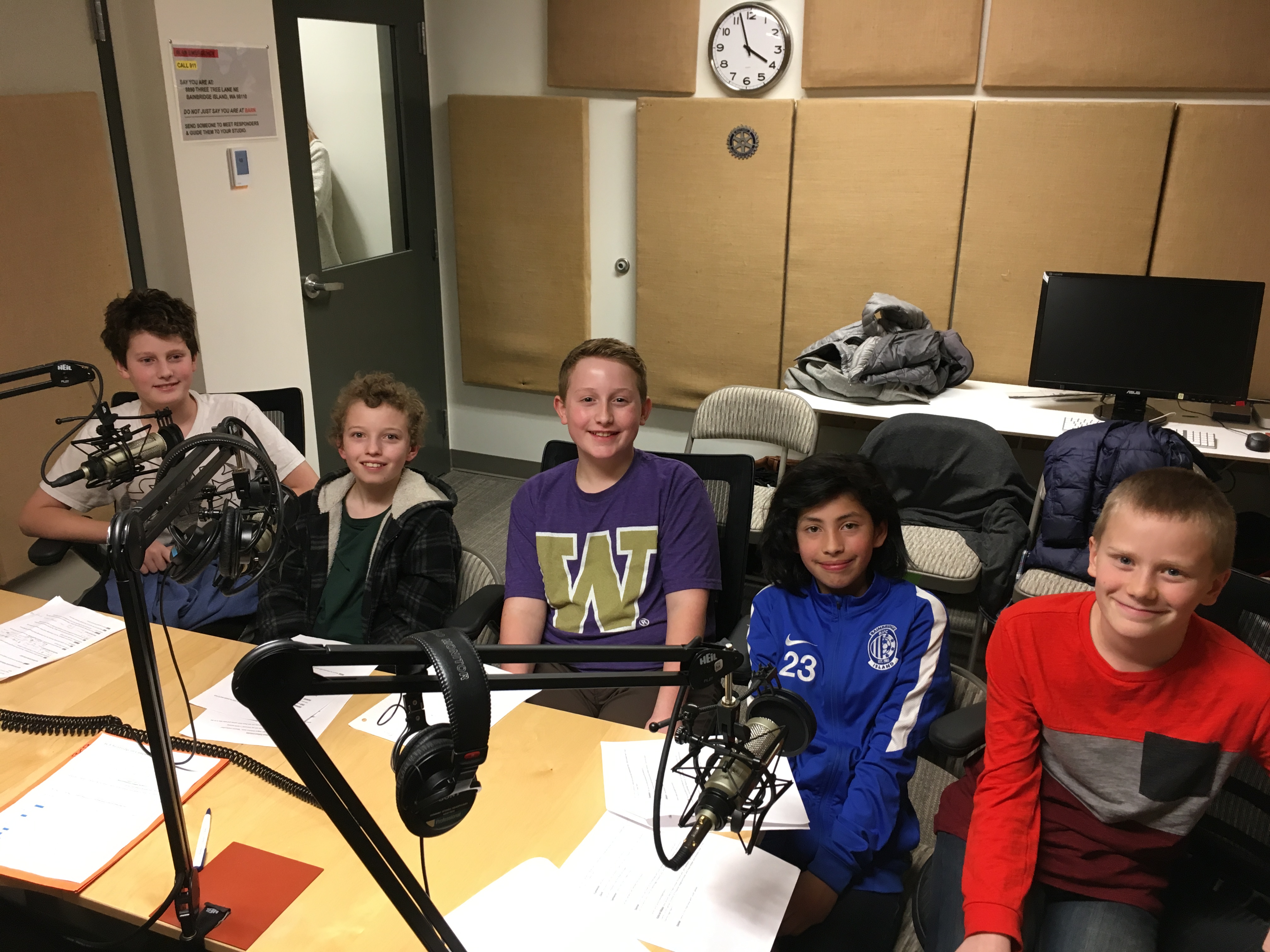 <i>Podcast: Bainbridge On Campus: </i><br>6th grade robotics team talks water preparedness