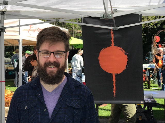 <i>Podcast: Tastes of Bainbridge: </i><br>Glass artisan Isaac Swanson at the Farmers Market